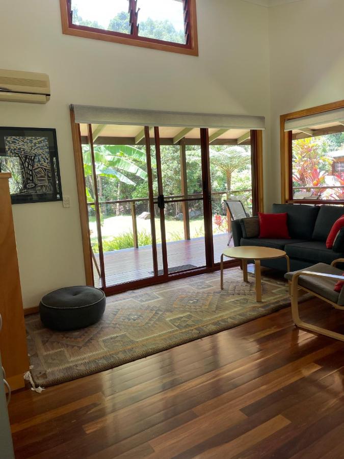Kin Kin Cottage Retreat ภายนอก รูปภาพ