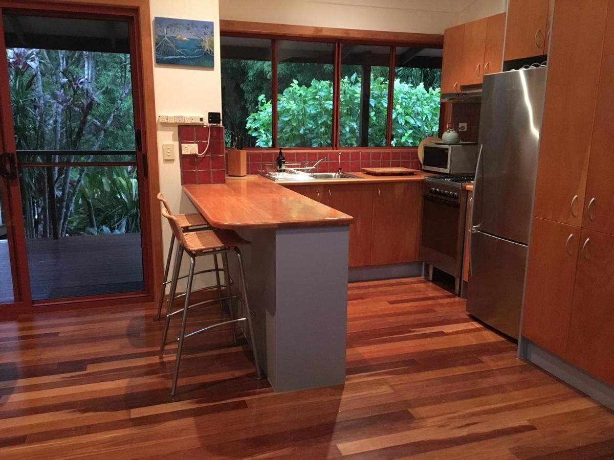 Kin Kin Cottage Retreat ภายนอก รูปภาพ