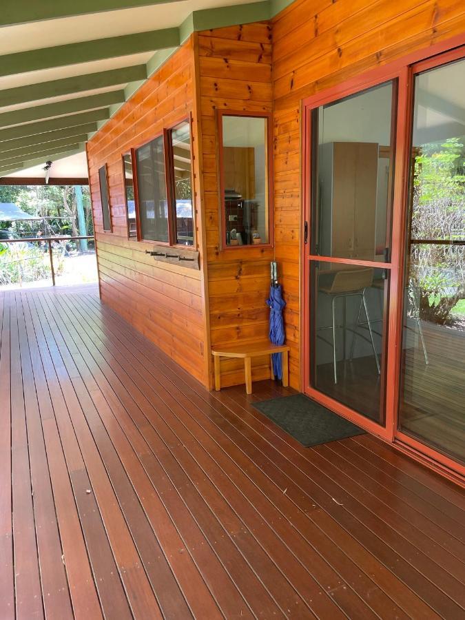 Kin Kin Cottage Retreat ภายนอก รูปภาพ