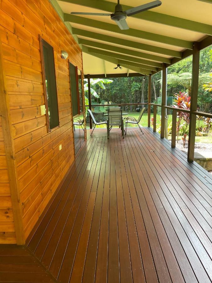 Kin Kin Cottage Retreat ภายนอก รูปภาพ